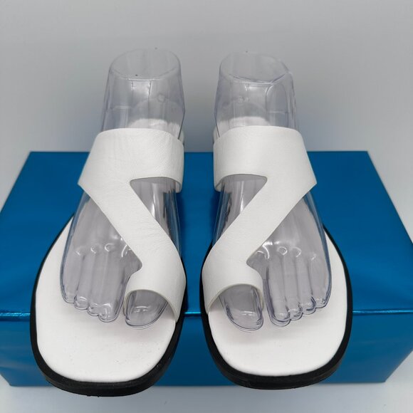 NWOT Alfani Women's Freddee Toe-Ring Flat Leather Slide Sandals, Size 8M, White - Picture 6 of 12